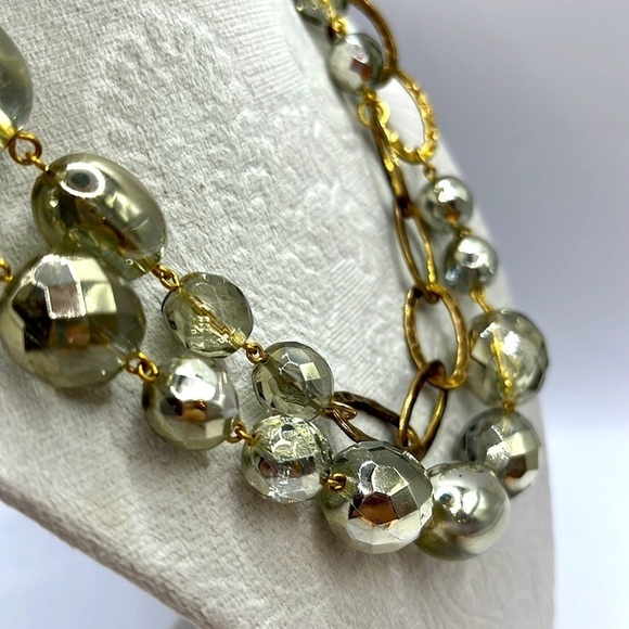 Aurora Borealis Beads in Assorted Sizes. Hammered Oval gold tone Chain 34” - Picture 7 of 10